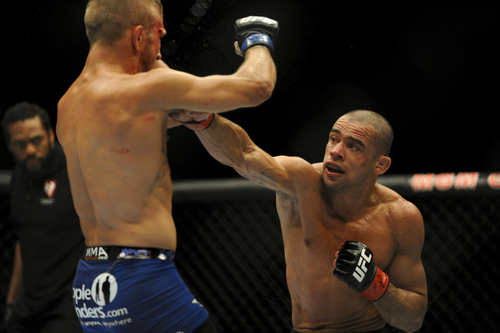 MMA: UFC 173-Renan Barao vs. TJ Dillashaw